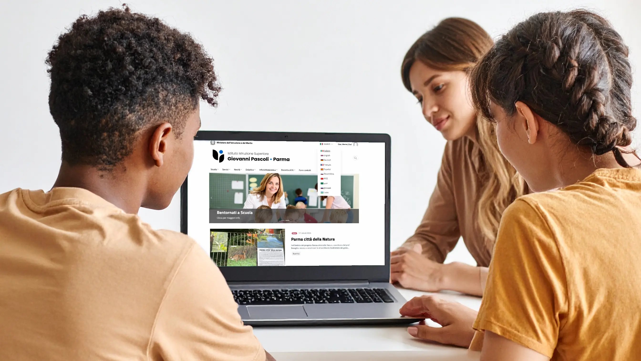 Scopri come trasformare il sito della tua scuola in uno spazio digitale inclusivo e senza barriere linguistiche, conforme alle normative e accessibile a tutta la comunità scolastica