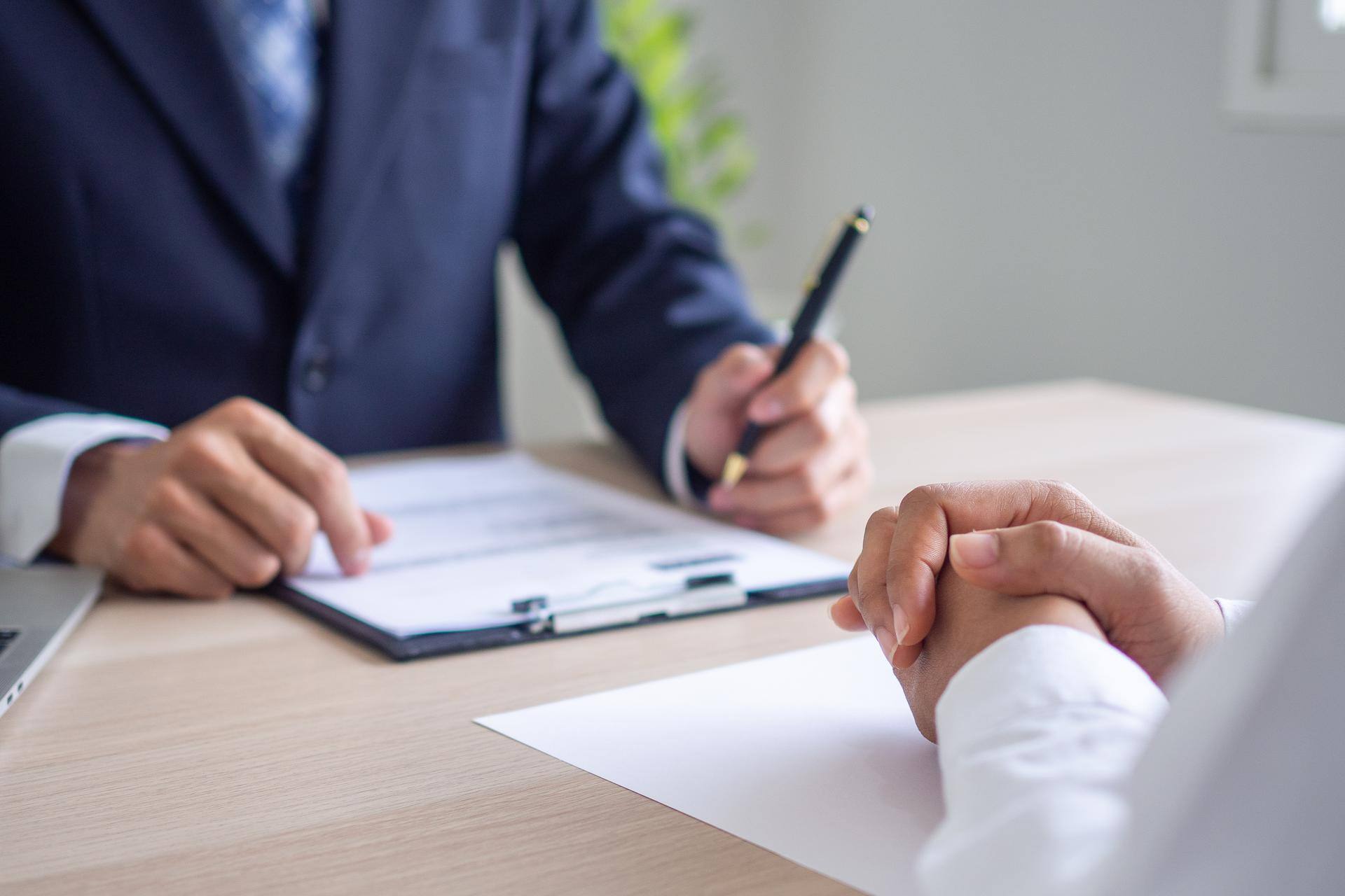 Firma del contratto collettivo nazionale di lavoro